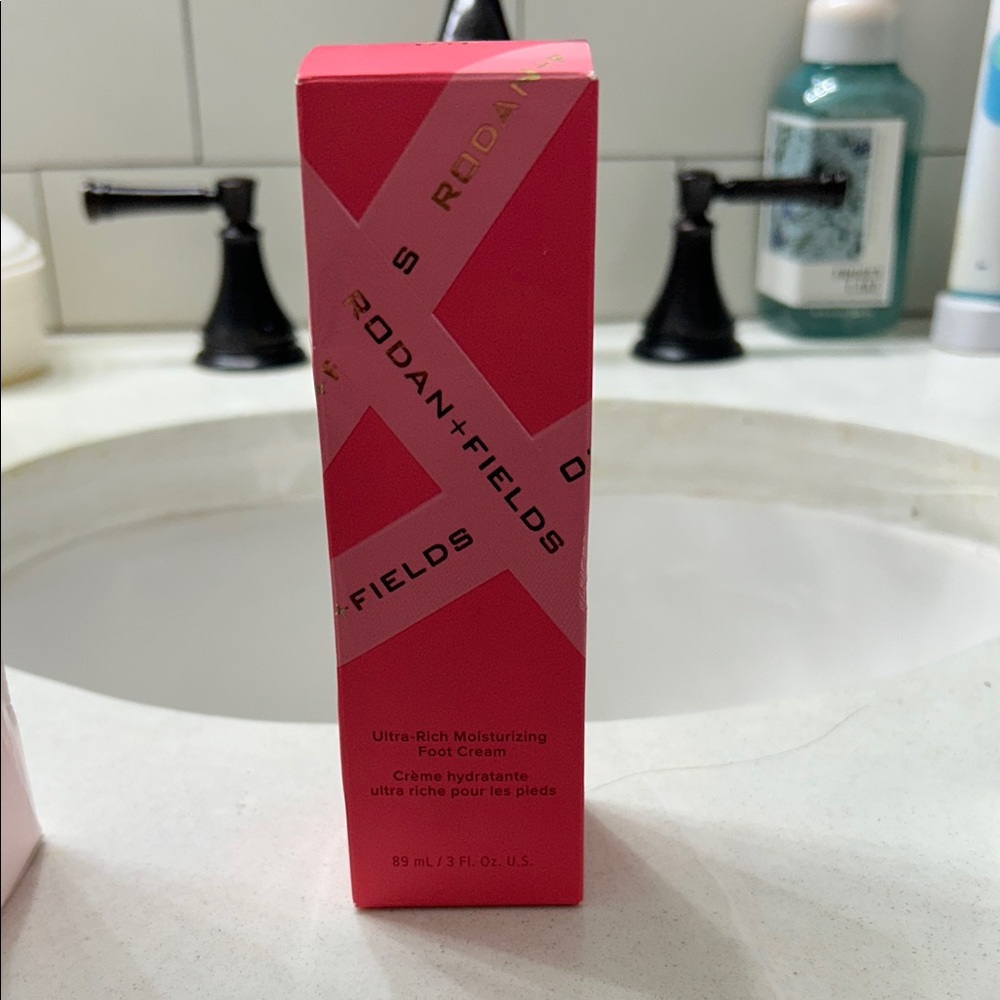 Rodan + Fields Pink Foot Cream